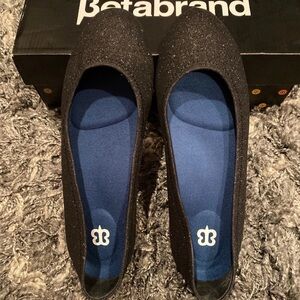 NEW Betabrand Women's Shimmer Black Flats size 9